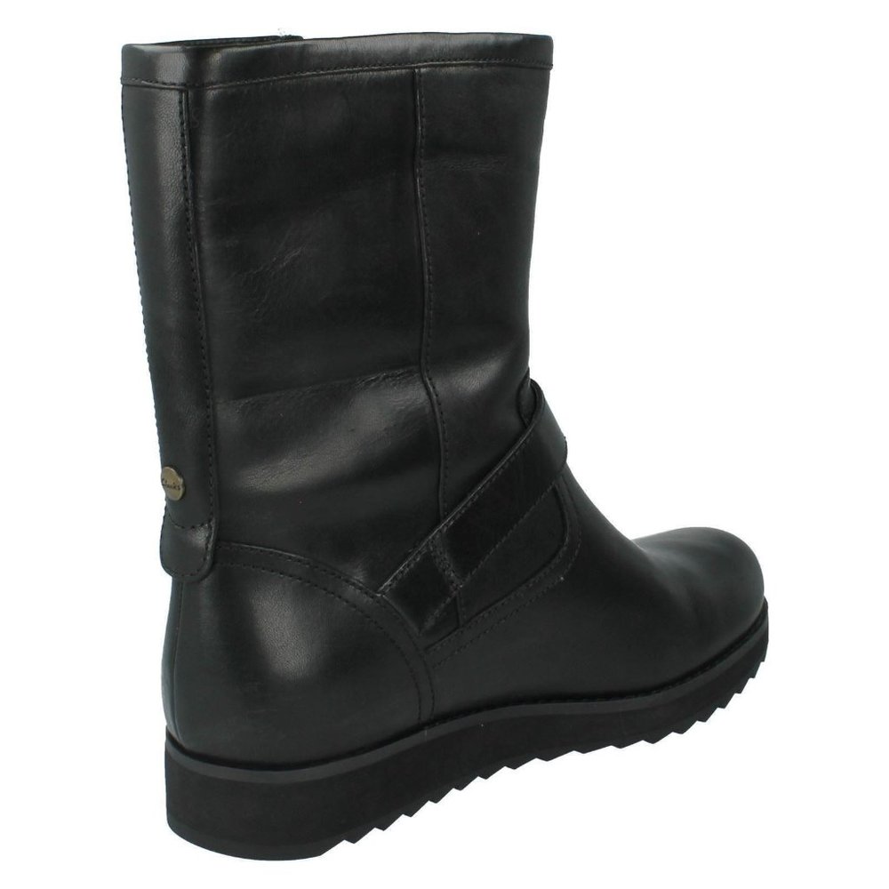 🎁 Clarks Minx Trish Leather Boots - Picture 3 of 15